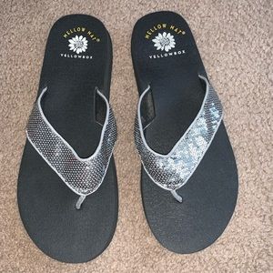 Yellow box mellow mat